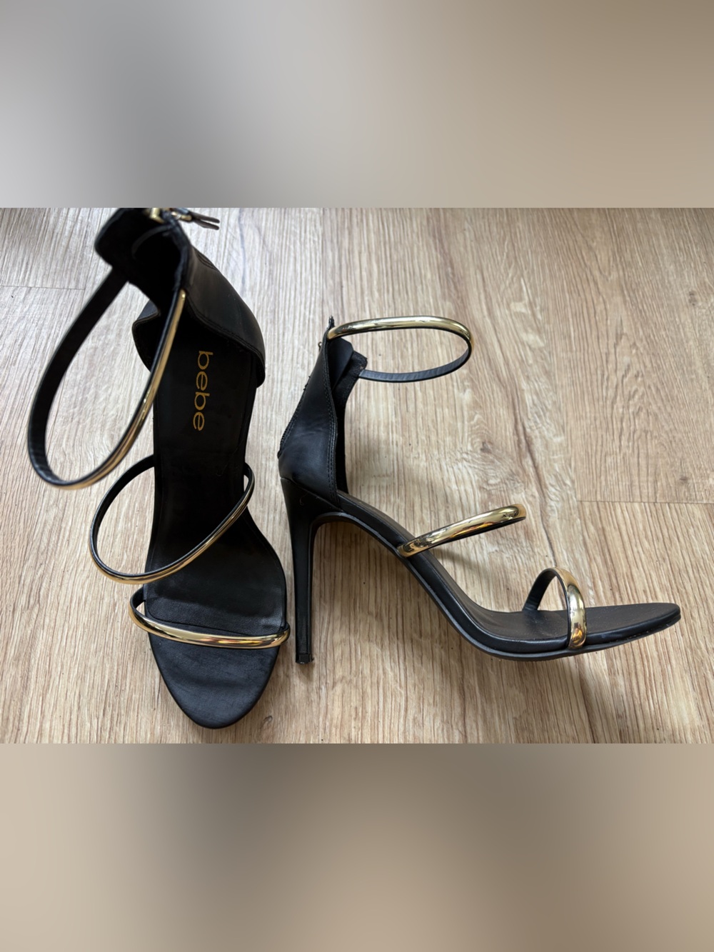 Bebe Berdine Black High Heels with Gold Ring Straps Sz 8